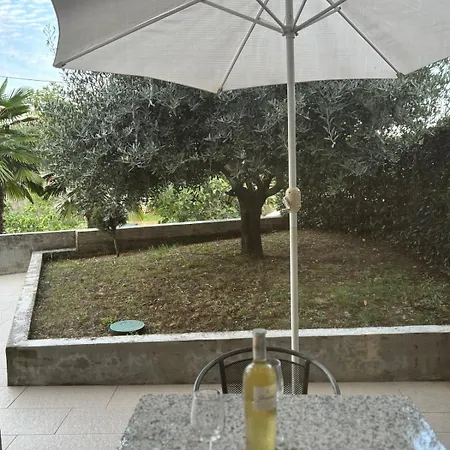 Apartamento T&t With Sauna Ičići